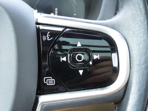 Used 2020 Volvo XC60 T8 Inscription AWD/4WD image 23