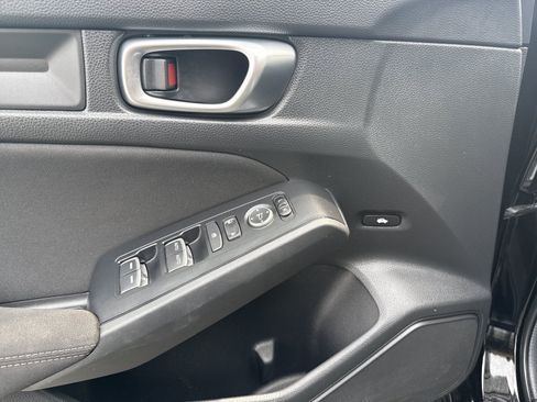 Used 2024 Honda Civic Sport image 11