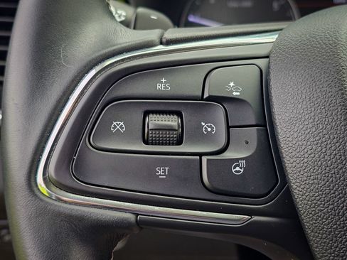 Used 2023 Buick Envision Essence AWD/4WD image 21