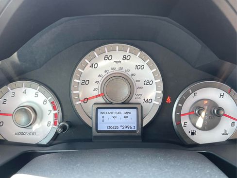 Used 2014 Honda Pilot Touring image 29