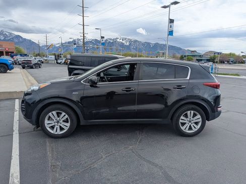 Used 2017 Kia Sportage LX AWD/4WD image 8