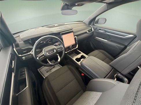 Used 2025 GMC Acadia Elevation image 17