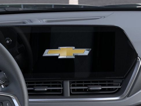 New 2026 Chevrolet Trax LT w/ Driver Confidence Package FWD image 23