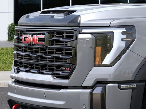 Used 2026 GMC Sierra 2500 AT4 w/ AT4 Premium Plus Package image 13