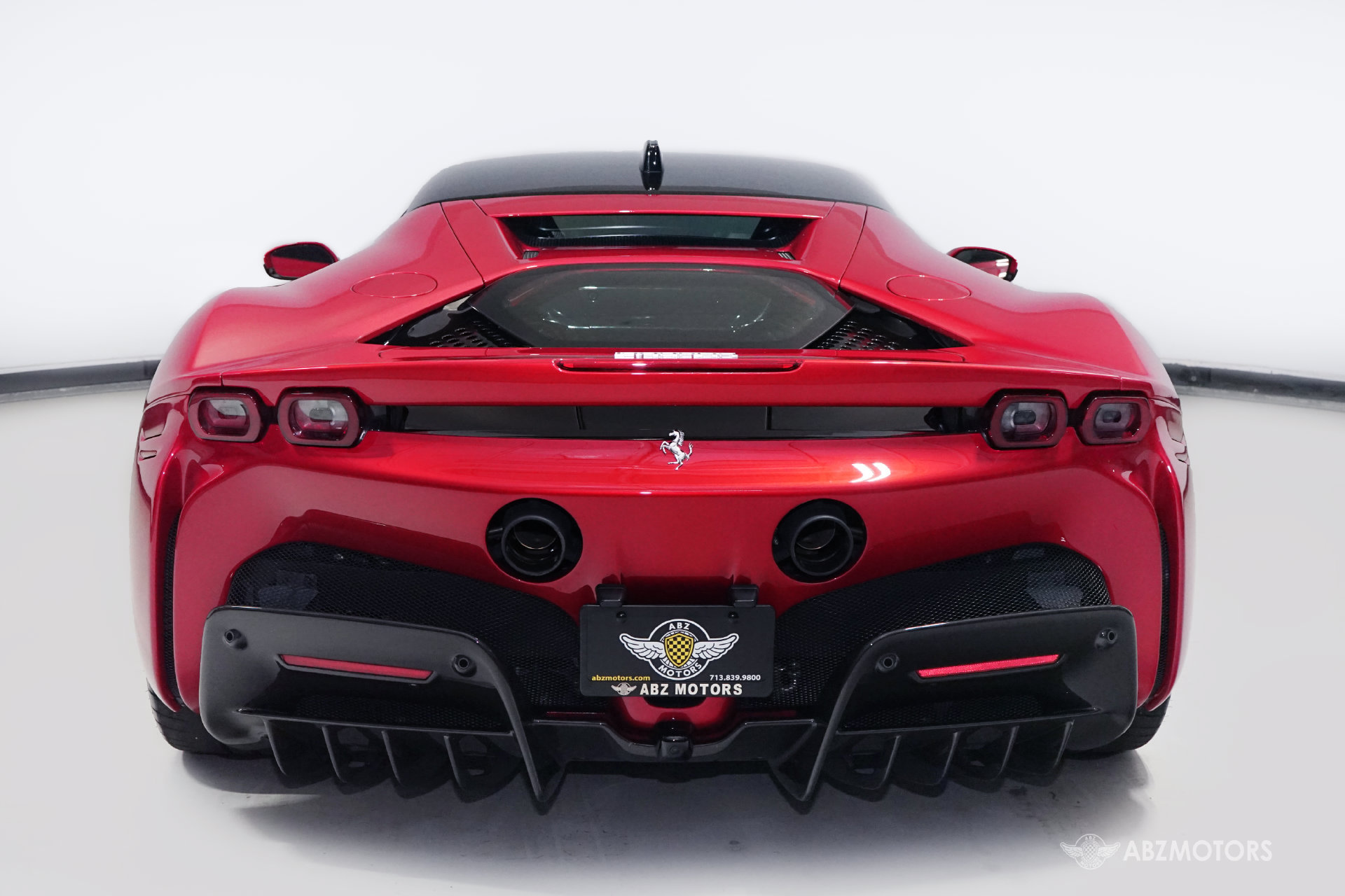 Used 2021 Ferrari SF90 Stradale AWD/4WD image 6