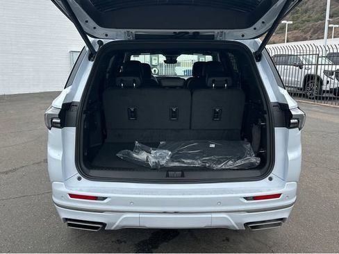 New 2026 Buick Enclave Avenir w/ Super Cruise Package AWD/4WD image 31