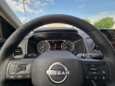 New 2026 Nissan Rogue SV FWD image 25
