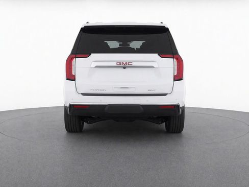 Used 2024 GMC Yukon SLT w/ Max Trailering Package AWD/4WD image 4