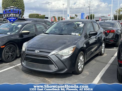 Used 2018 Toyota Yaris iA FWD image 1