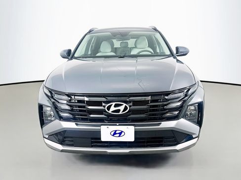 Used 2025 Hyundai Tucson SEL FWD image 2