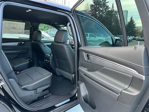 New 2026 Buick Enclave Preferred w/ Power Package image 13