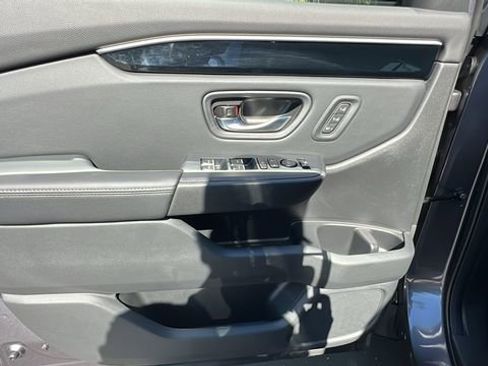 New 2025 Honda Pilot Touring image 19