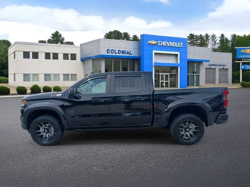 Used 2022 Chevrolet Silverado 1500 RST AWD/4WD image 6