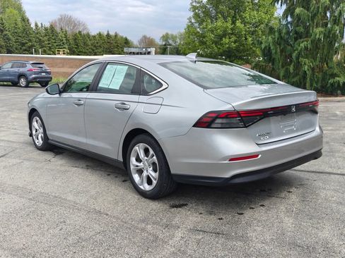 Used 2025 Honda Accord LX image 8