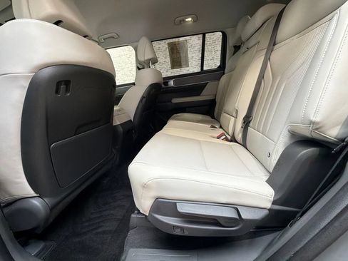 Certified 2025 Hyundai Santa Fe SEL AWD/4WD image 15