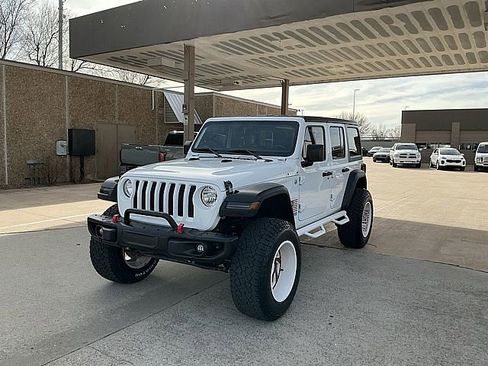 Used 2018 Jeep Wrangler Unlimited Sport S image 1