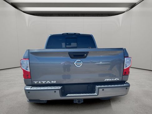 Used 2019 Nissan Titan PRO-4X w/ Pro-4x Convenience Package AWD/4WD image 4