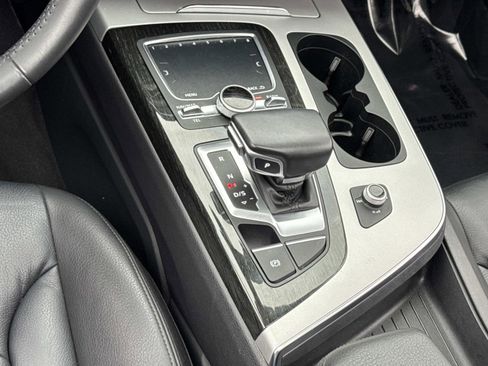 Used 2019 Audi Q7 2.0T Premium w/ Convenience Package image 5