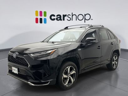Used 2023 Toyota RAV4 SE w/ Weather & Moonroof Package