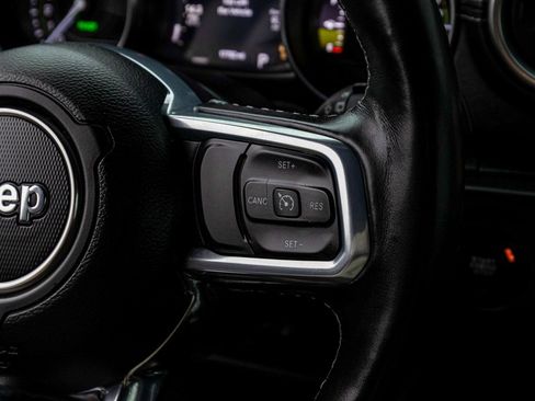 Used 2023 Jeep Wrangler Unlimited Sahara w/ Cold Weather Group image 19