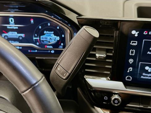 Used 2023 GMC Sierra 1500 Elevation image 25