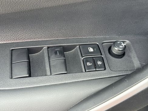 Certified 2024 Toyota Corolla SE FWD image 15