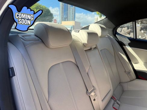 Used 2025 Genesis G70 2.5T RWD image 14
