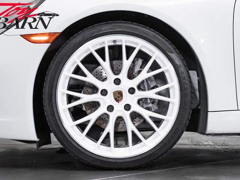Used 2017 Porsche 911 Carrera RWD image 24