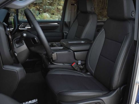 New 2026 Chevrolet Silverado 2500 LT image 10