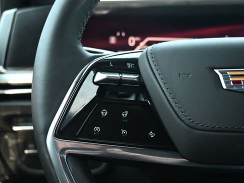 Used 2026 Cadillac Escalade Platinum Sport w/ LPO, ONYX Package image 36