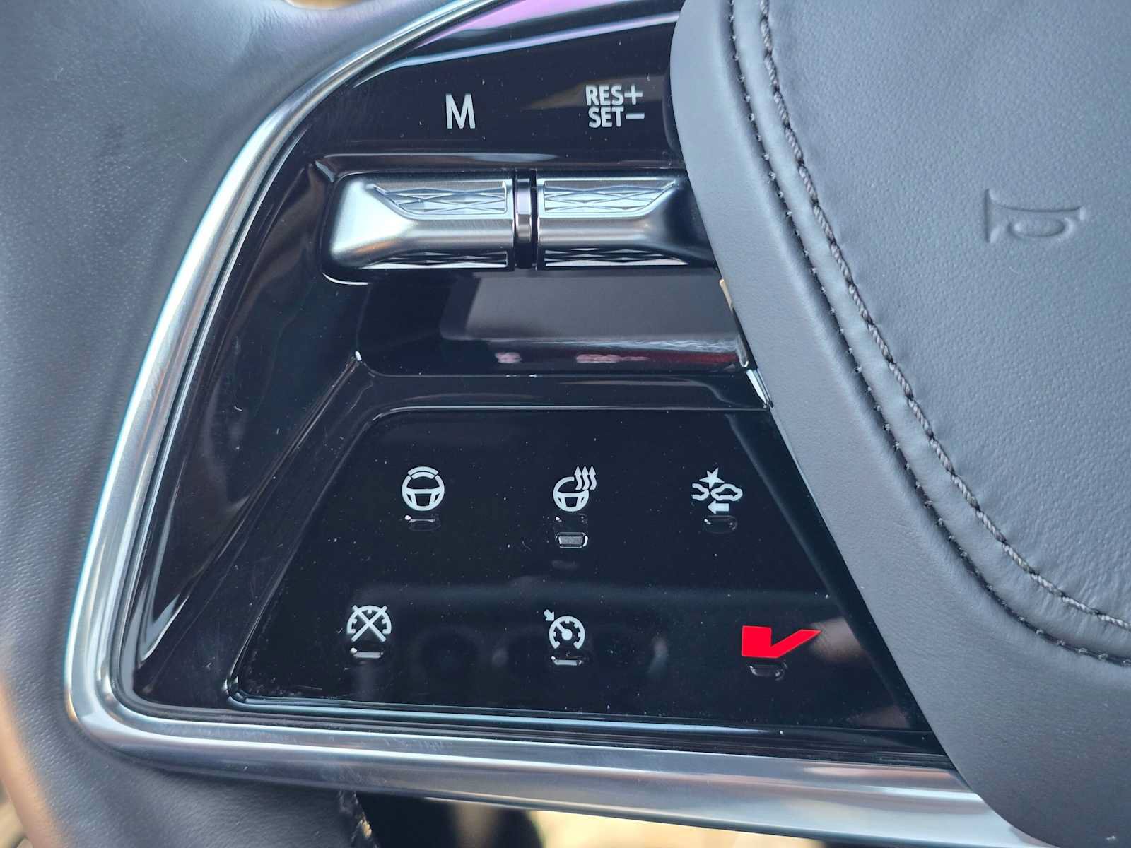 Used 2025 Cadillac Escalade V AWD/4WD image 45