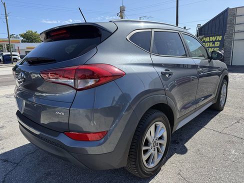 Used 2017 Hyundai Tucson SE AWD/4WD image 7