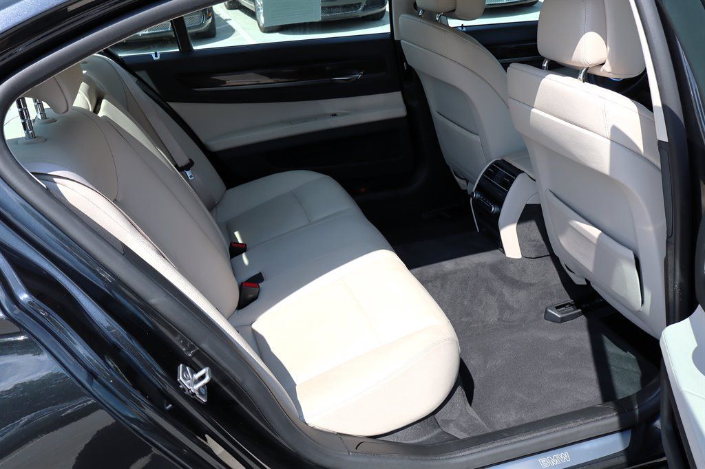 Used 2012 BMW 740Li RWD image 19