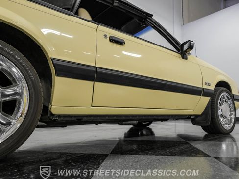 Used 1989 Ford Mustang LX image 26