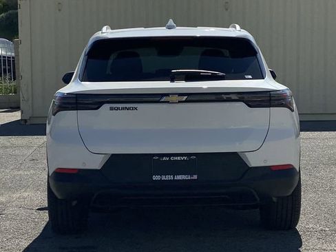 New 2026 Chevrolet Equinox EV LT FWD image 14