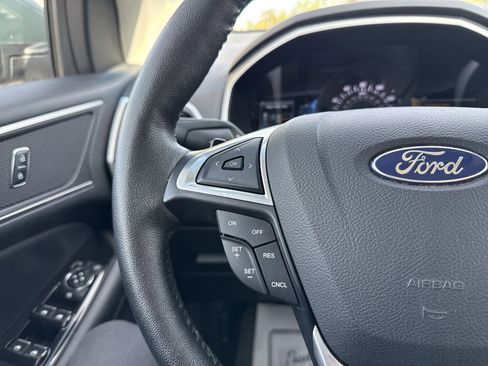 Used 2016 Ford Edge SEL w/ Equipment Group 201A AWD/4WD image 25