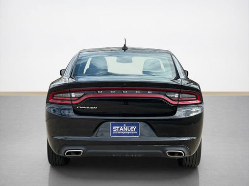 Certified 2022 Dodge Charger SXT image 6