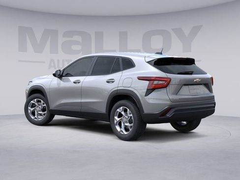 New 2026 Chevrolet Trax LS w/ LS Convenience Package image 4