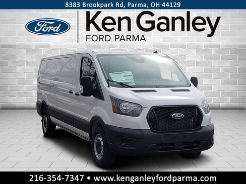 New 2025 Ford Transit 250 Low Roof RWD image 3