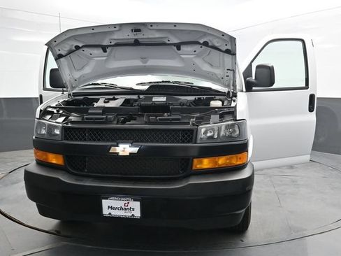 Used 2024 Chevrolet Express 3500 LS RWD image 42