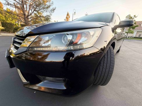 Used 2014 Honda Accord EX image 10