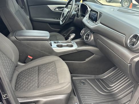 Certified 2020 Chevrolet Blazer LT image 13