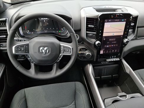 New 2026 RAM 1500 Big Horn AWD/4WD image 7