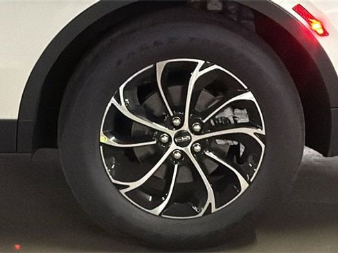 New 2026 Lincoln Nautilus Premier w/ Equipment Group 102A image 5