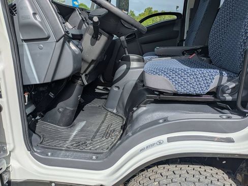 New 2026 Chevrolet Low Cab Forward RWD image 10