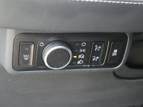 Certified 2025 Ford Mustang Mach-E Premium AWD/4WD image 6