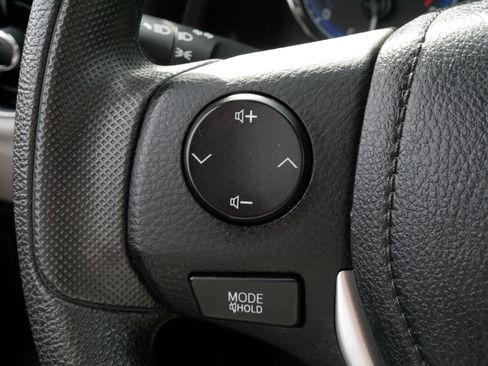 Used 2018 Toyota Corolla LE w/ LE Premium Package w/Moonroof FWD image 27