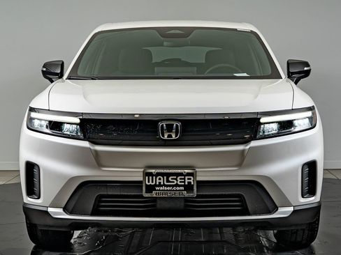Used 2024 Honda Prologue EX image 2