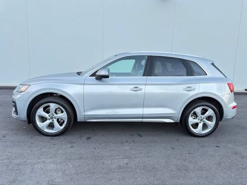 Used 2021 Audi Q5 2.0T Premium Plus w/ Premium Plus Package AWD/4WD image 10