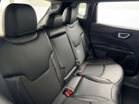 New 2026 Jeep Compass Latitude image 25